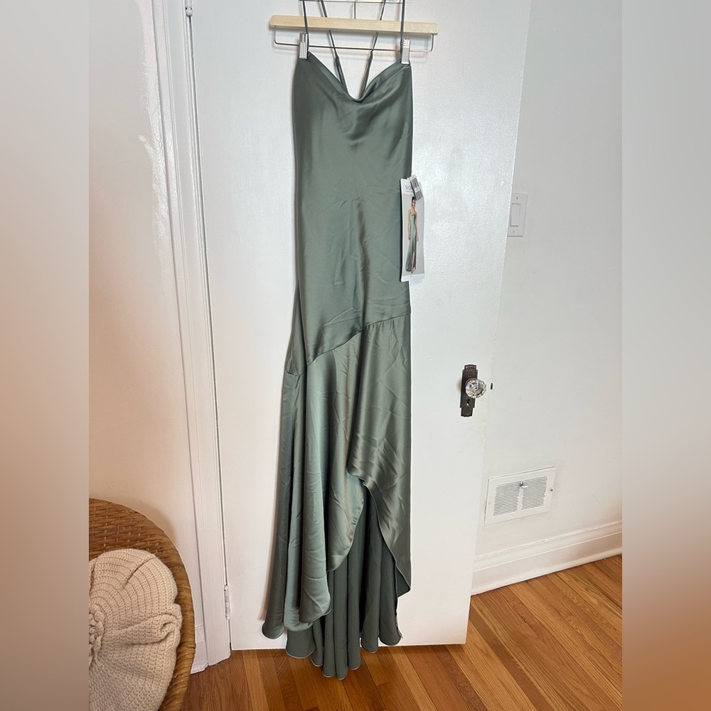 Morelle Madeline Gardner Green Satin Evening Dress